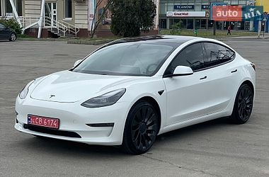 Седан Tesla Model 3 2021 в Харькове