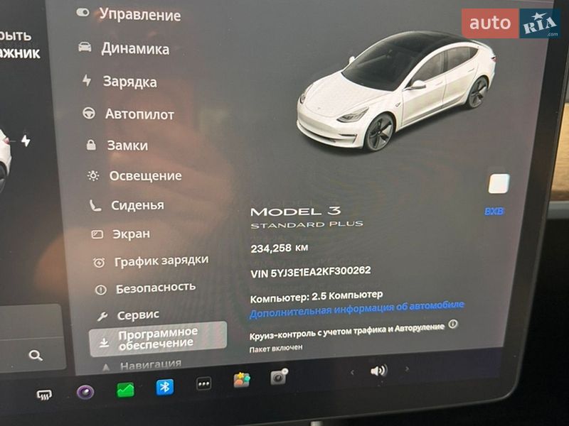 Седан Tesla Model 3 2019 в Львові