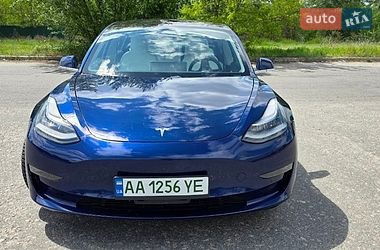 Седан Tesla Model 3 2018 в Киеве