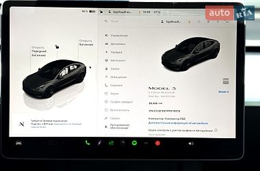 Седан Tesla Model 3 2023 в Киеве