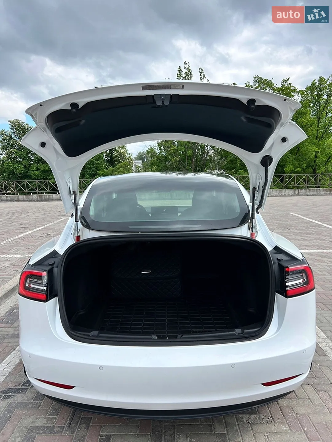 2018 Tesla Model 3 - мініатюра 7