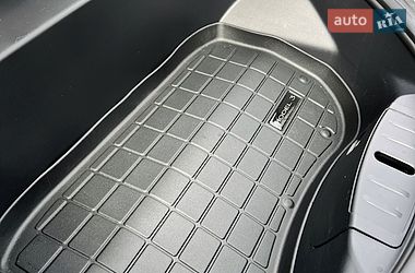 Седан Tesla Model 3 2018 в Харькове