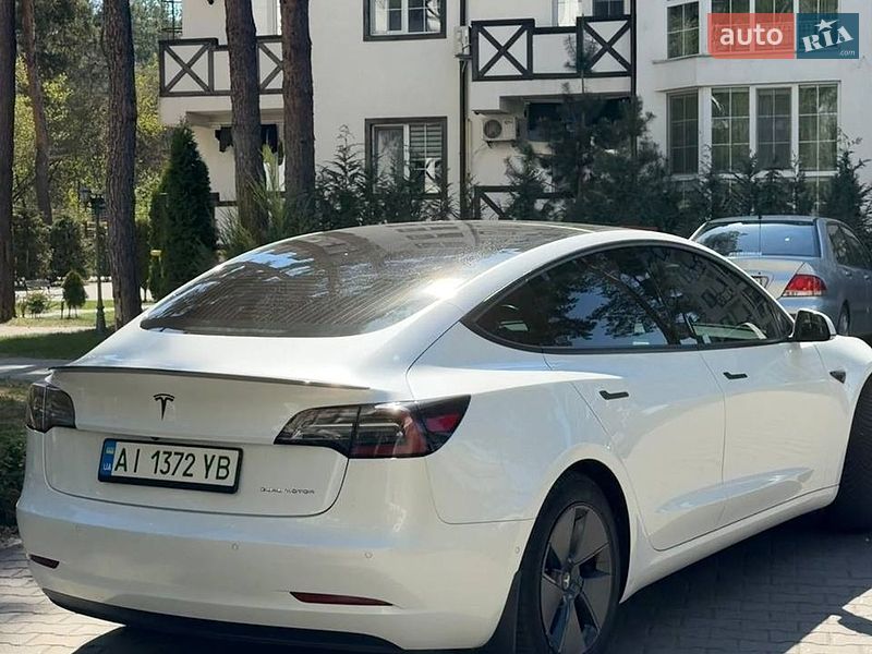 Седан Tesla Model 3 2019 в Киеве фото 6 Седан Tesla Model 3 2019 в Киеве