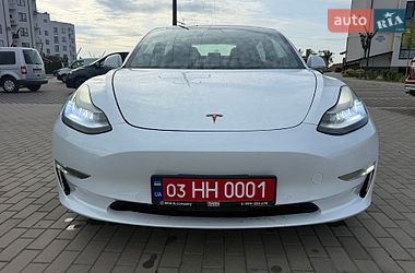 Седан Tesla Model 3 2018 в Луцьку