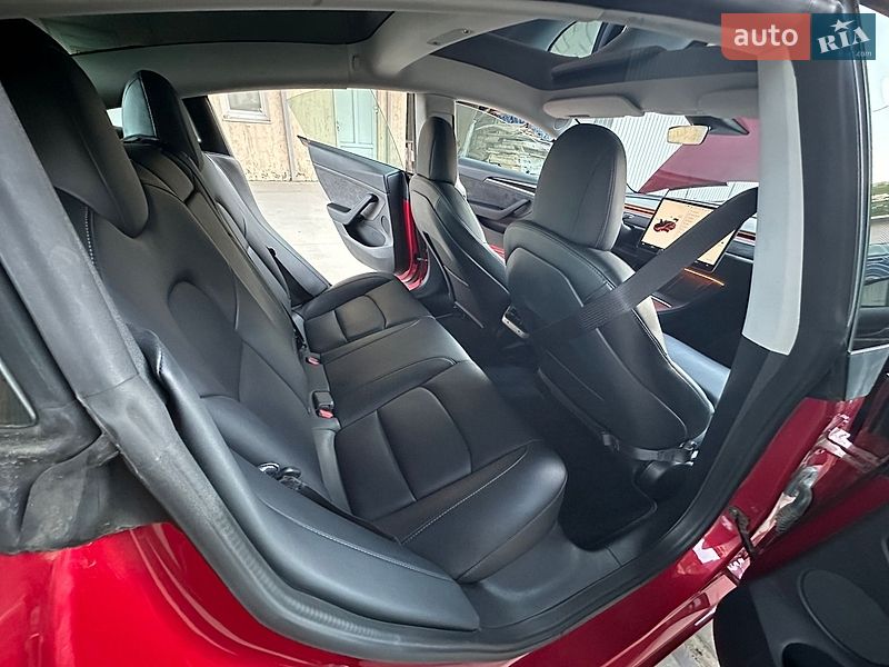 Седан Tesla Model 3 2022 в Чернівцях фото 14 Седан Tesla Model 3 2022 в Чернівцях