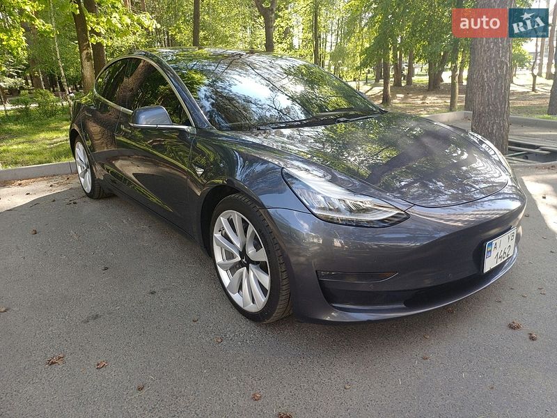 Седан Tesla Model 3 2018 в Броварах фото Седан Tesla Model 3 2018 в Броварах
