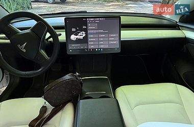 Седан Tesla Model 3 2021 в Одессе