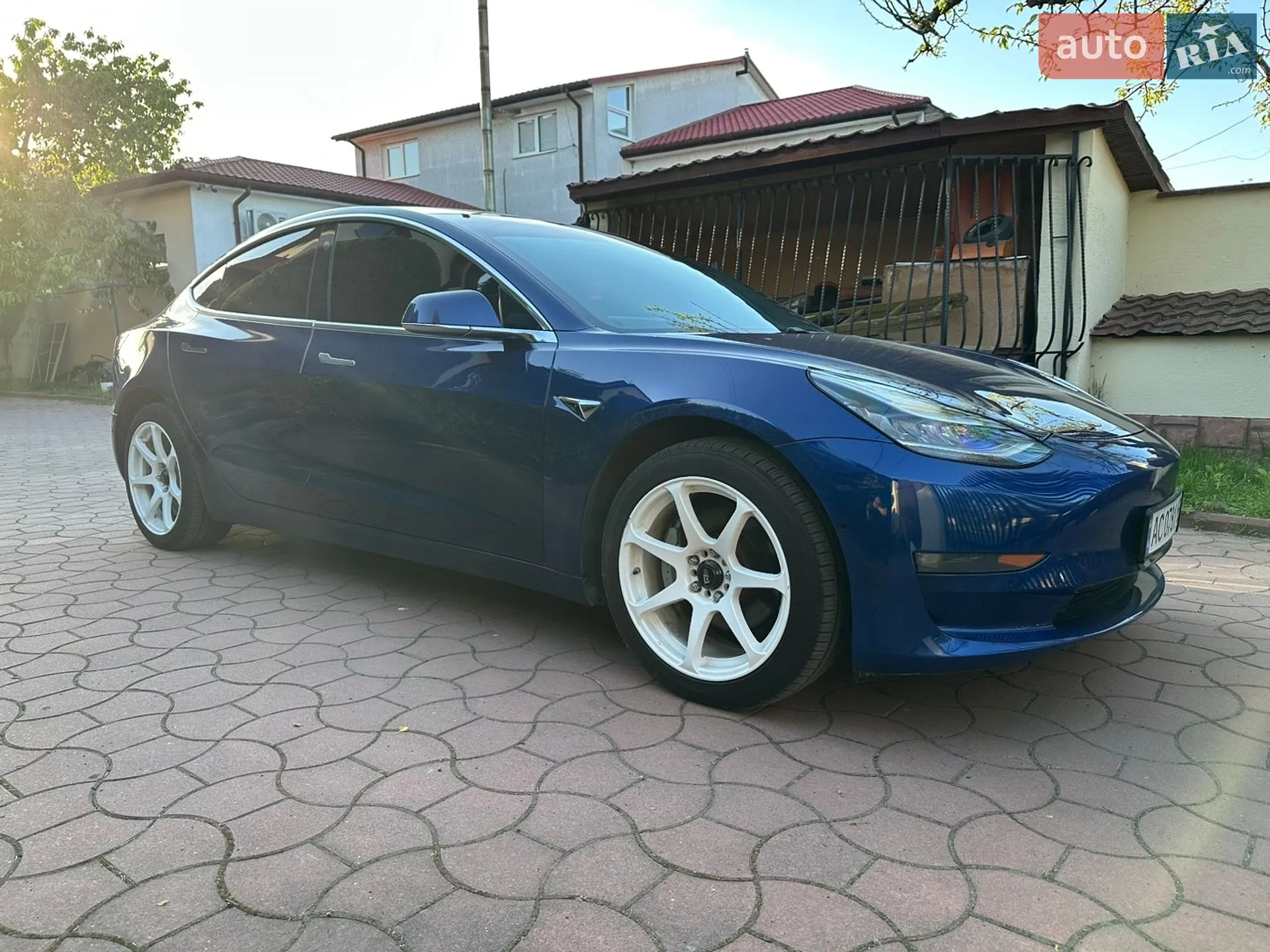 2019 Tesla Model 3 - мініатюра 4