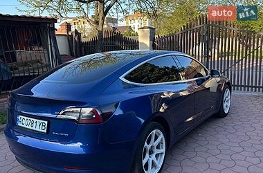 Седан Tesla Model 3 2019 в Луцьку