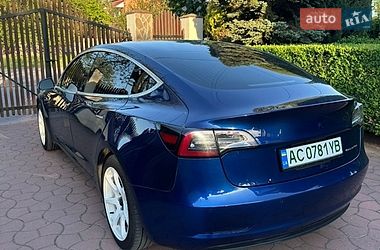 Седан Tesla Model 3 2019 в Луцьку