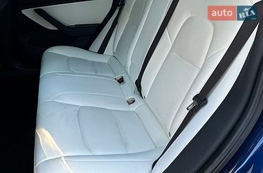 Седан Tesla Model 3 2019 в Луцьку