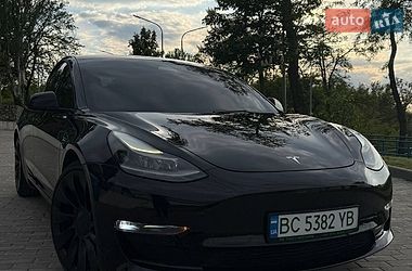 Седан Tesla Model 3 2021 в Запоріжжі