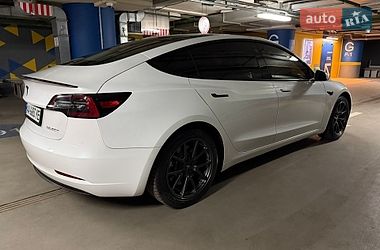 Седан Tesla Model 3 2018 в Киеве