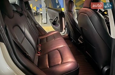 Седан Tesla Model 3 2018 в Киеве