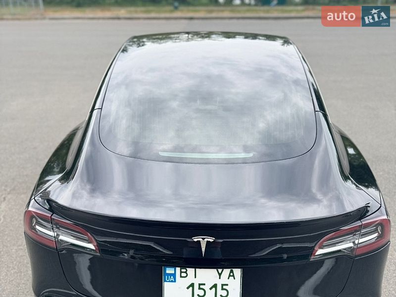 Седан Tesla Model 3 2019 в Києві
