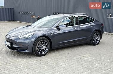Седан Tesla Model 3 2020 в Кам'янець-Подільському