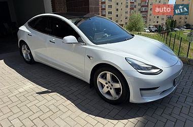 Седан Tesla Model 3 2018 в Хмельницком