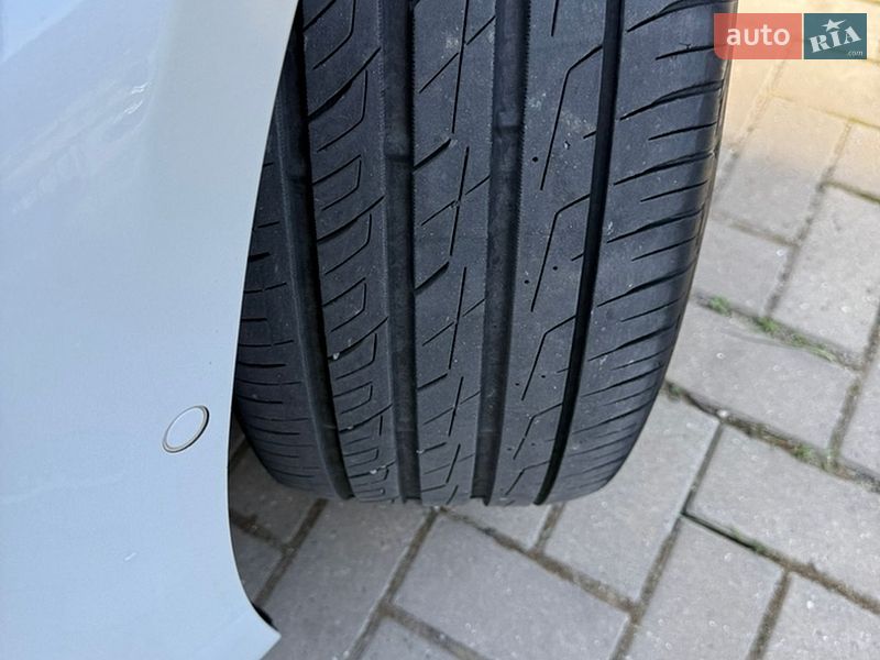 Седан Tesla Model 3 2018 в Хмельницком
