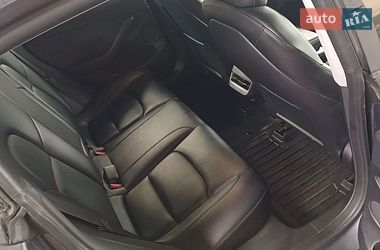 Седан Tesla Model 3 2022 в Днепре