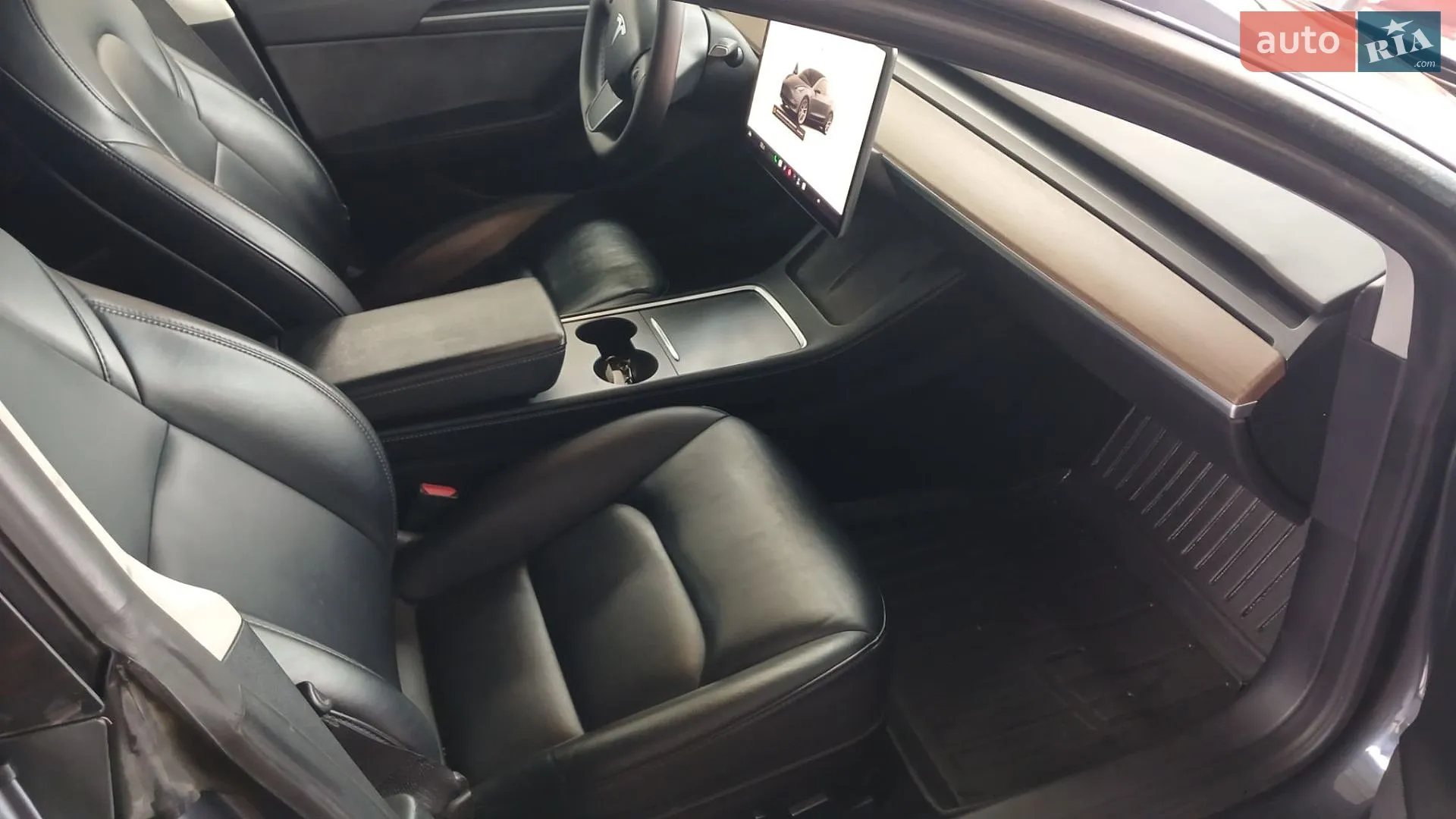 2022 Tesla Model 3 - мініатюра 16