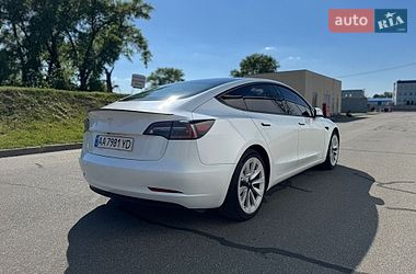 Седан Tesla Model 3 2023 в Києві