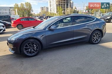 Седан Tesla Model 3 2018 в Харькове