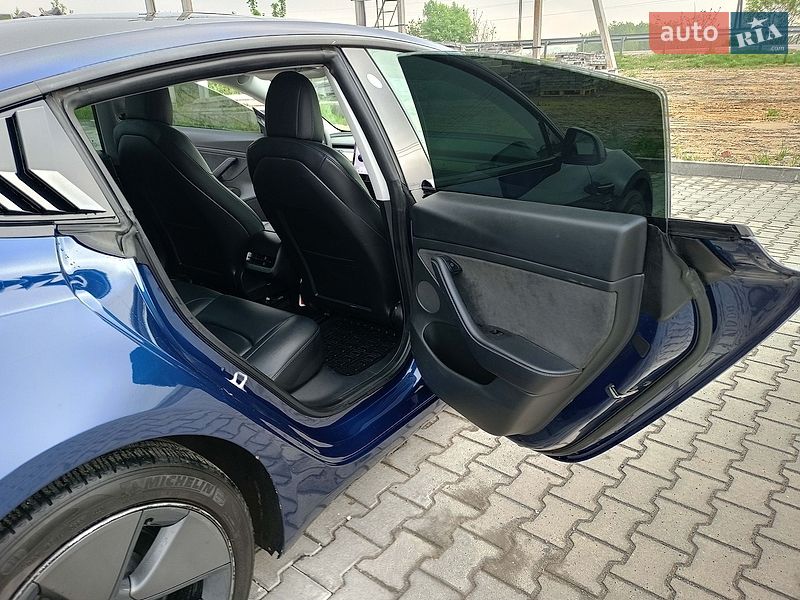 Седан Tesla Model 3 2021 в Львове фото 22 Седан Tesla Model 3 2021 в Львове