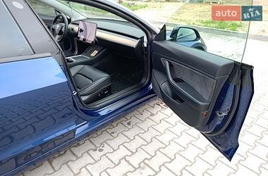 Седан Tesla Model 3 2021 в Львове фото 25 Седан Tesla Model 3 2021 в Львове