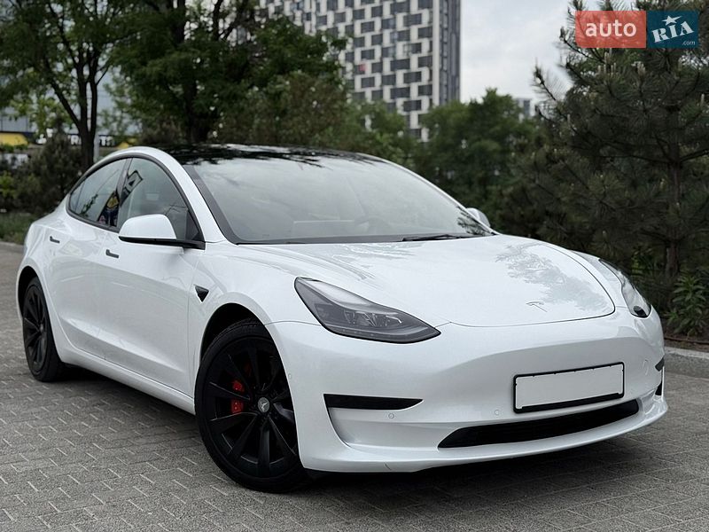 Седан Tesla Model 3 2022 в Киеве фото 14 Седан Tesla Model 3 2022 в Киеве