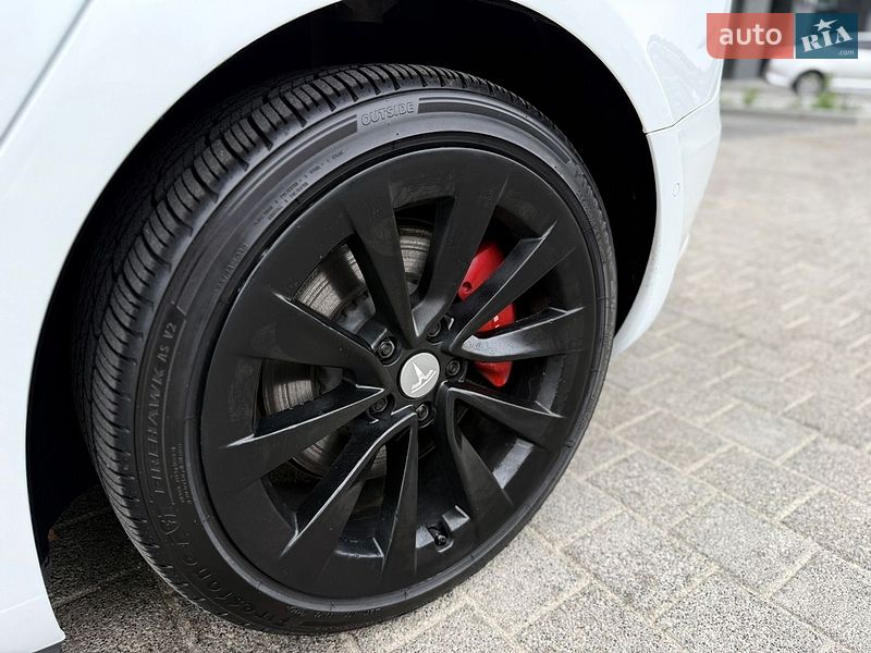 Седан Tesla Model 3 2022 в Киеве фото 17 Седан Tesla Model 3 2022 в Киеве