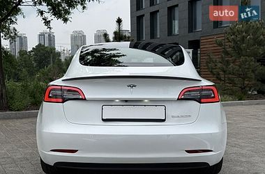 Седан Tesla Model 3 2022 в Киеве фото 21 Седан Tesla Model 3 2022 в Киеве