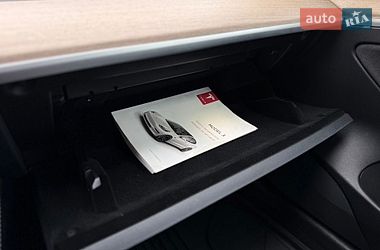 Седан Tesla Model 3 2022 в Киеве фото 49 Седан Tesla Model 3 2022 в Киеве