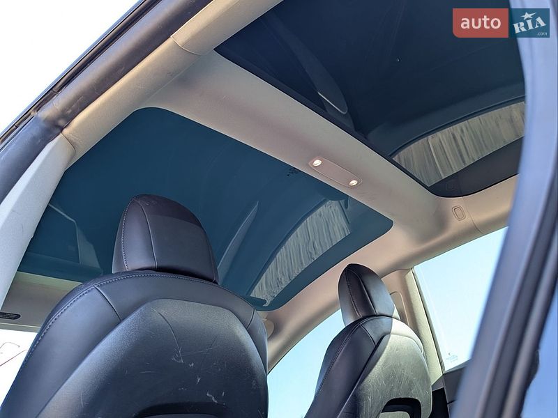 Седан Tesla Model 3 2021 в Камені-Каширському