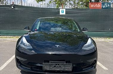 Седан Tesla Model 3 2018 в Одессе