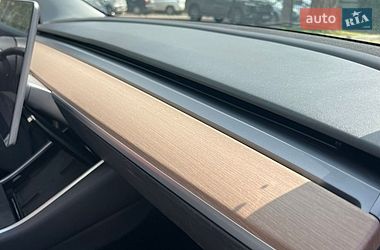 Седан Tesla Model 3 2018 в Одессе