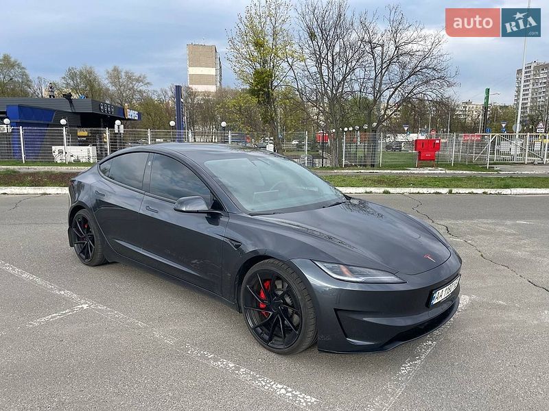 Седан Tesla Model 3 2024 в Києві фото 12 Седан Tesla Model 3 2024 в Києві