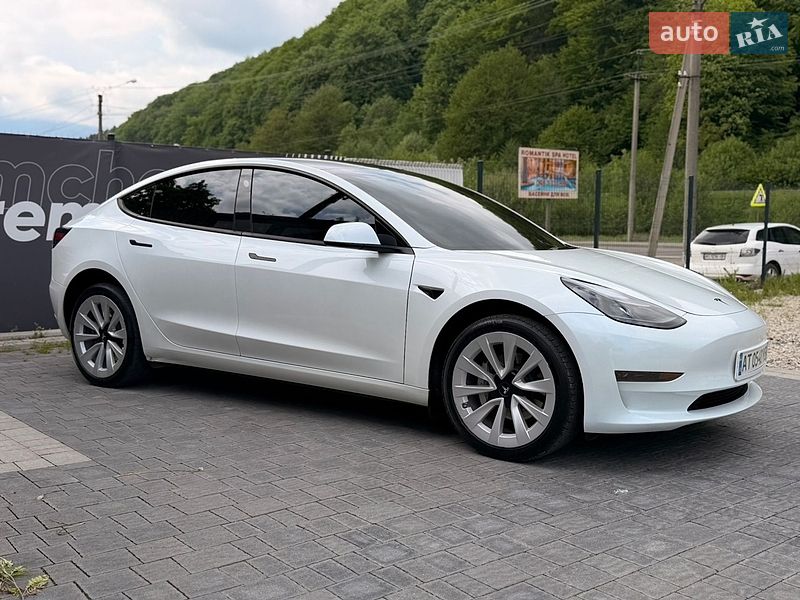 Седан Tesla Model 3 2023 в Яремче фото 3 Седан Tesla Model 3 2023 в Яремче