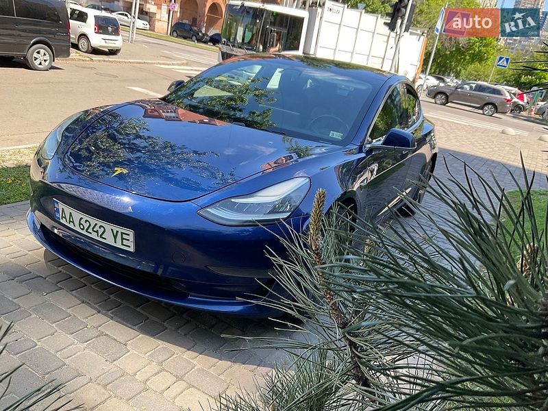 Седан Tesla Model 3 2019 в Києві фото 3 Седан Tesla Model 3 2019 в Києві