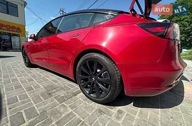 Седан Tesla Model 3 2018 в Києві