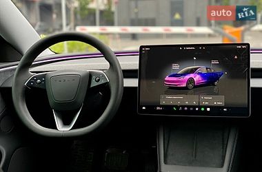 Седан Tesla Model 3 2024 в Киеве