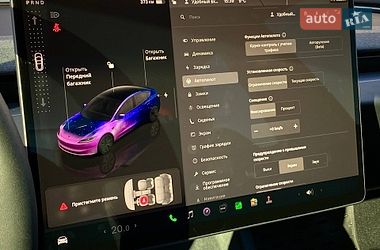 Седан Tesla Model 3 2024 в Киеве