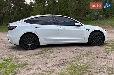 Седан Tesla Model 3 2020 в Черкассах