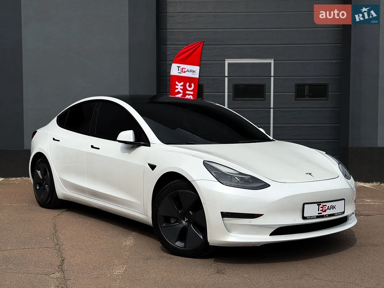 2022 Tesla Model S - мініатюра 36