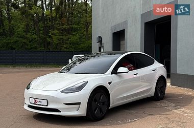 Седан Tesla Model 3 2022 в Києві