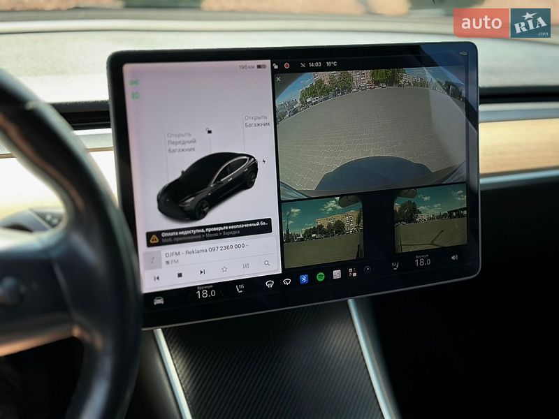 Седан Tesla Model 3 2018 в Луцке