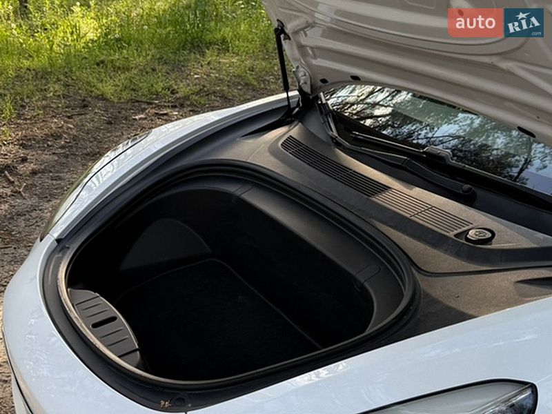 Седан Tesla Model 3 2018 в Кропивницком фото 10 Седан Tesla Model 3 2018 в Кропивницком