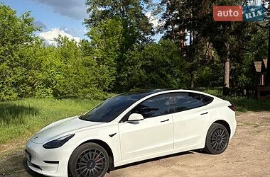 tesla model-3 2020 в Черкаси від професійного продавця Сергій