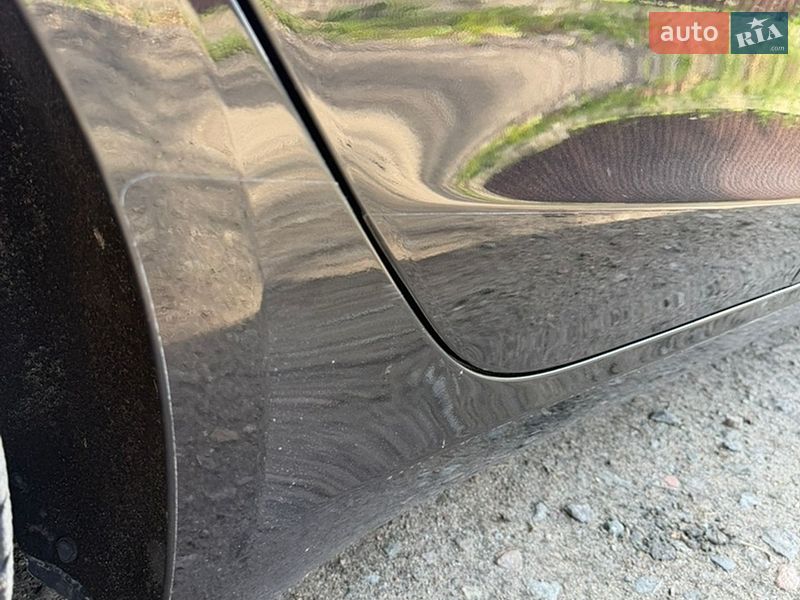 Седан Tesla Model 3 2018 в Киеве