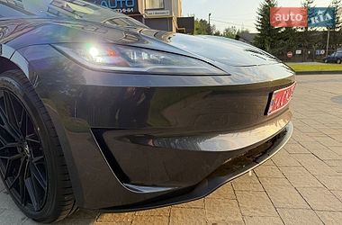 Седан Tesla Model 3 2024 в Львові