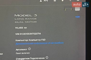 Седан Tesla Model 3 2019 в Львові